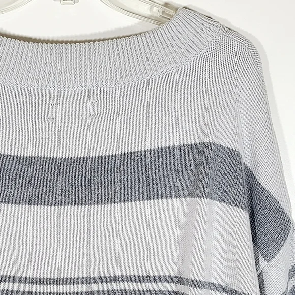 Lucky Brand Women’s gray black striped sweater - Picture 7 of 13